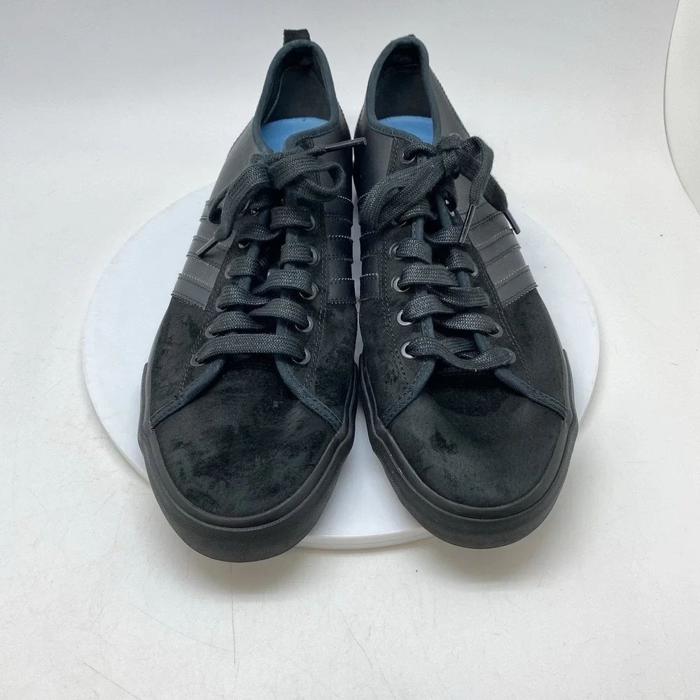 Adidas Sneakers Mens 11.5 Matchcourt DB0583 Black Suede Leather Casual Shoes